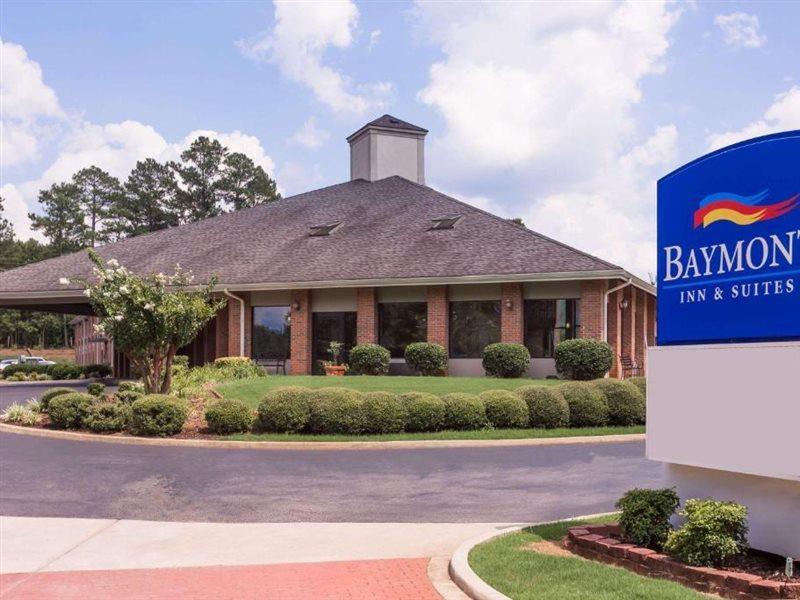 Baymont By Wyndham Lagrange Hotel Bagian luar foto